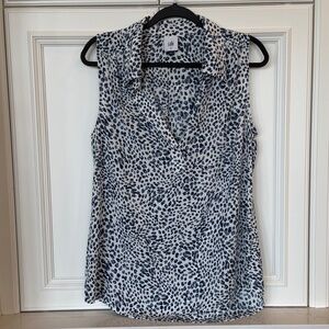 Cabi Catwalk Top – Size M – Blue & White Animal Print